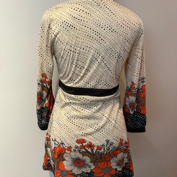 D Studio Deep Neckline Retro Tunic - Picture 3 of 3
